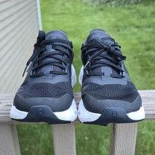 On Men s Athletic Sneakers Black/White Lace-U...