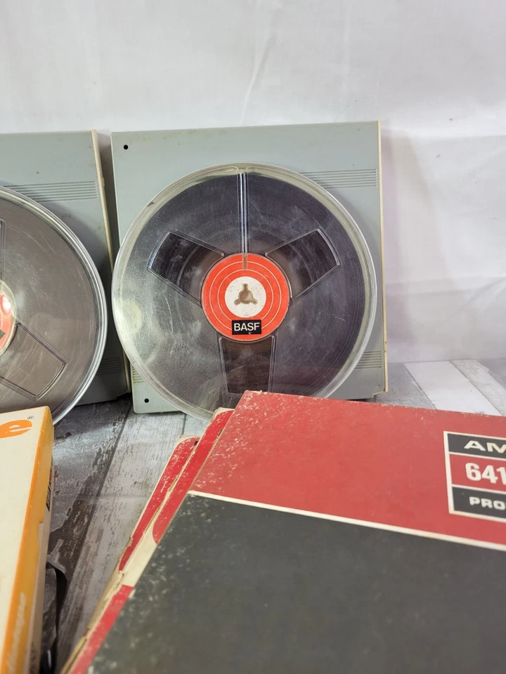 Lote de 8 cintas de carrete a carrete de 7" que se venden como Ampex en blanco, BASF en estuche rígido Foto 4 de 4