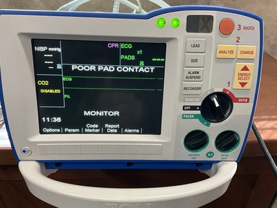 #ad ZOLL R SERIES ALS PARAMETERS MASIMO SPO2 ECG CO2 NIBP PACE MONITOR $500.00