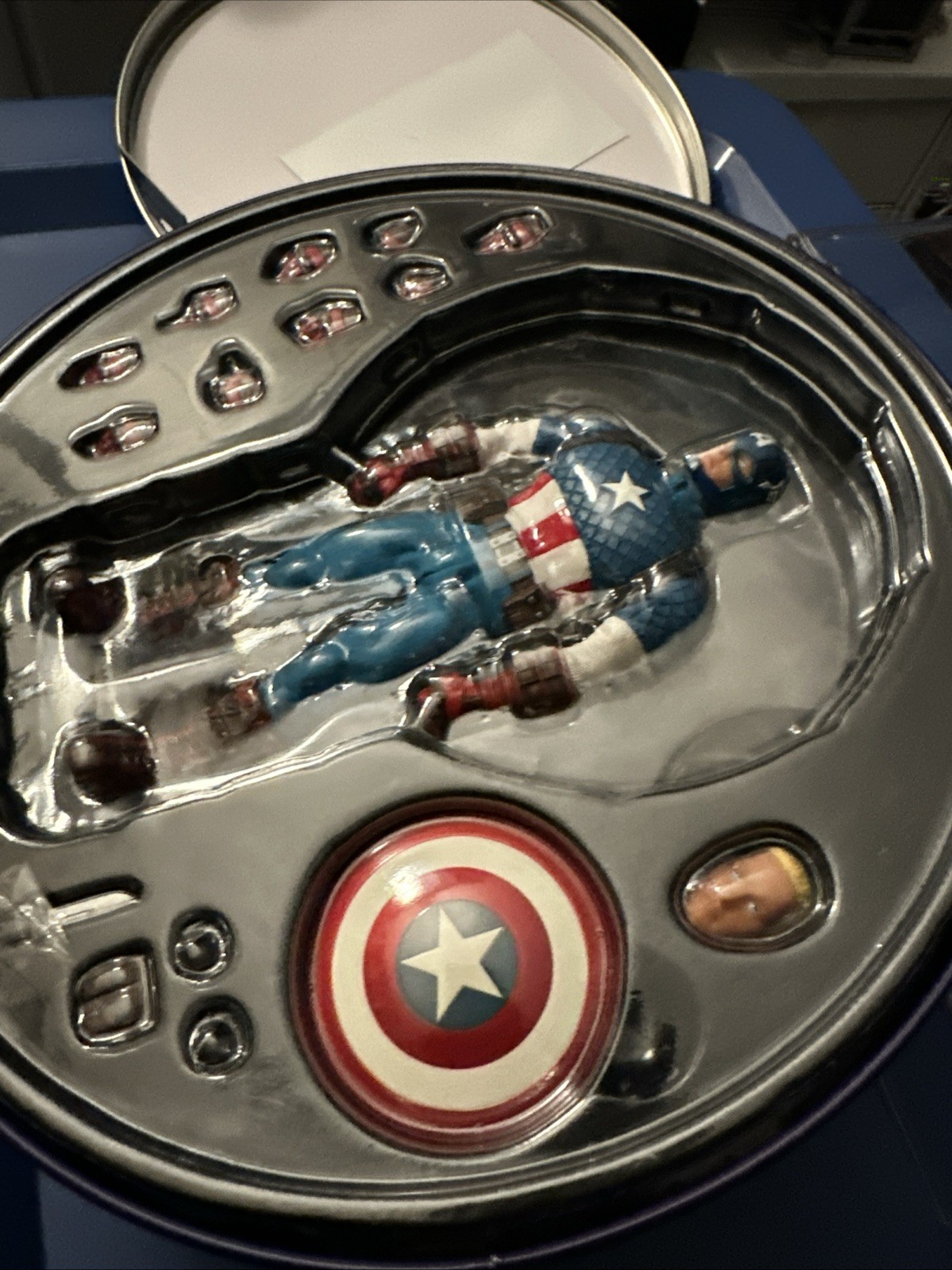 Mezco Toyz One:12 Captain America 2016 SDCC Exclusive New Sealed