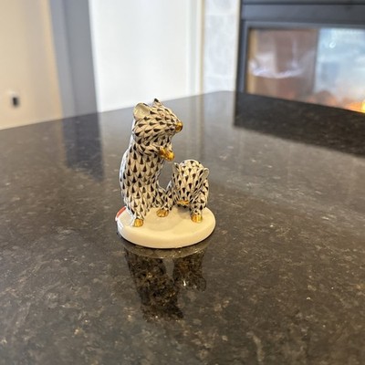 AUTHENTIC Herend Pair of Hamsters Mice Black Fishnet 24k Gold Accents 05340 