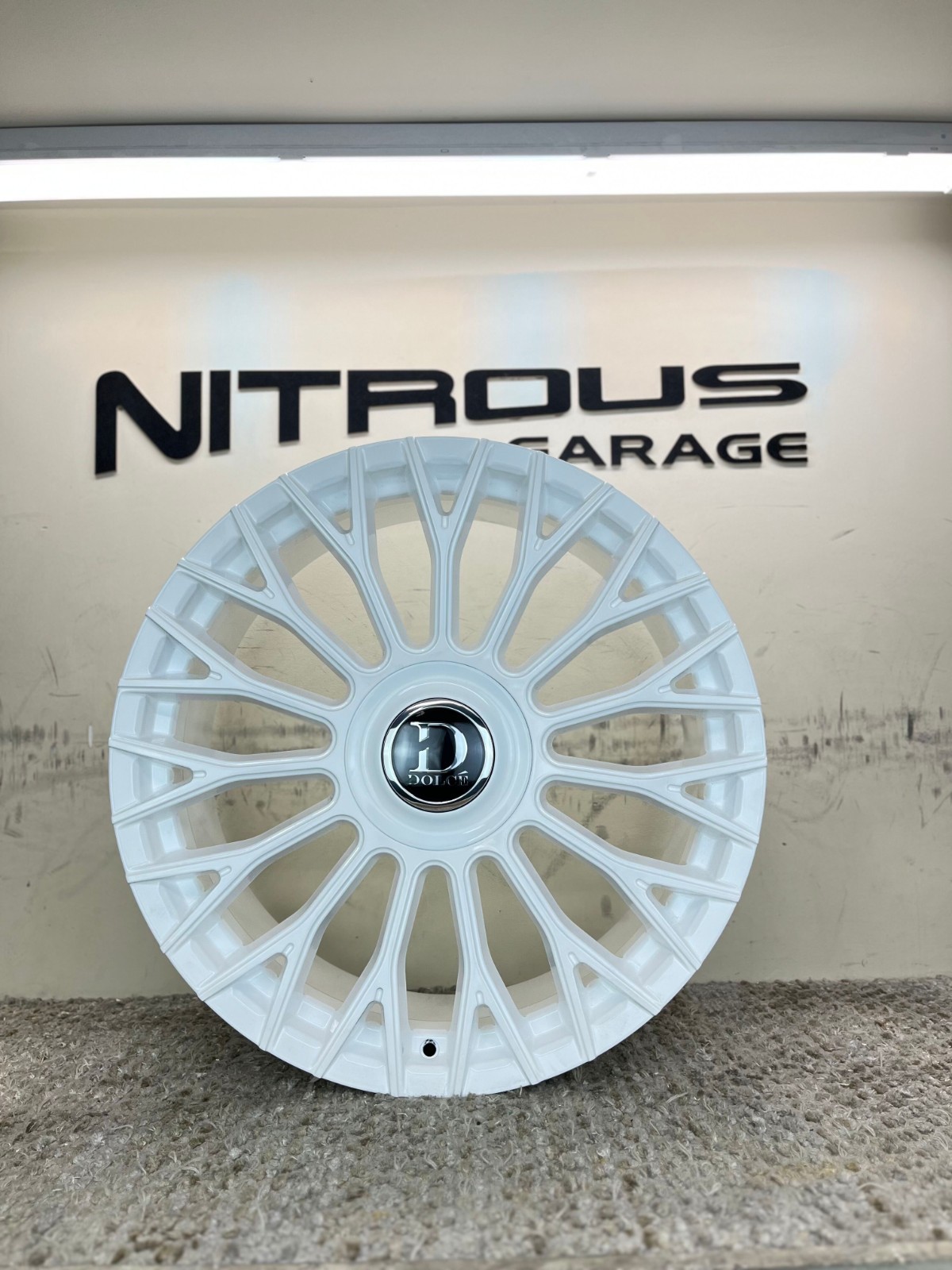 22 DOLCE ROMA WHITE STAGGERED WHEELS FOR ROLLS ROYCE GHOST WRAITH DAWN