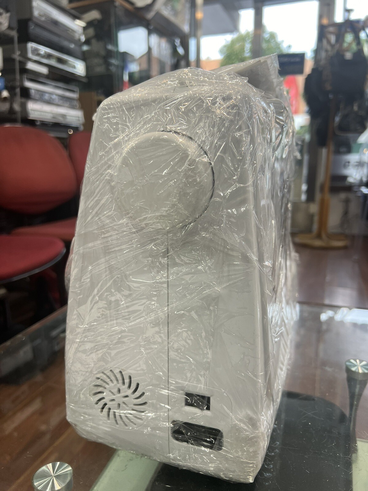 Singer model 1507 Sewing Machine With manual, Foot Switch eBay