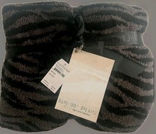 Barefoot Dreams Throw Cocoa/BlackK Brand New W/TAGS 45X60 MSRP 140 NOW 74.95