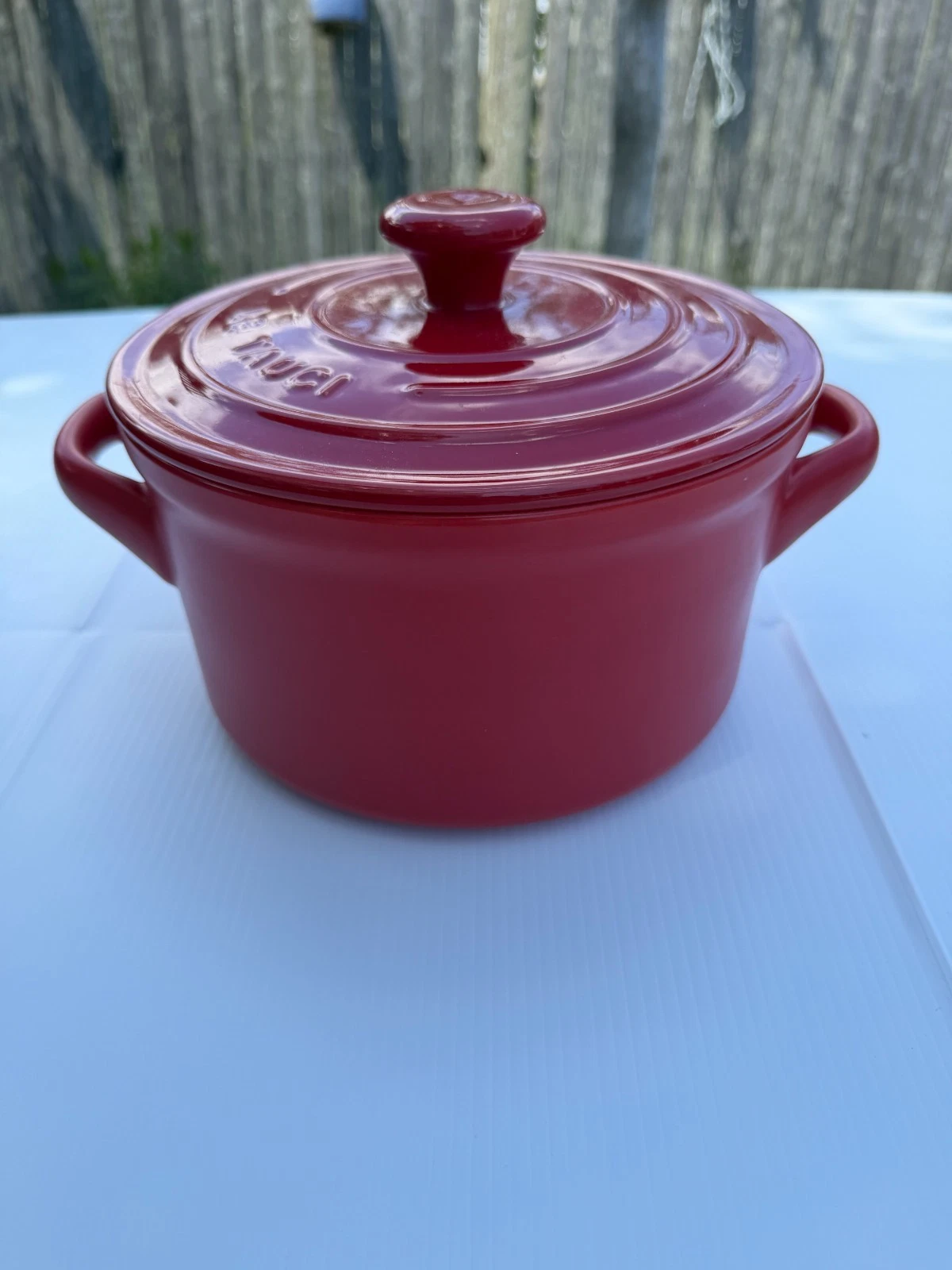 LE TAUCI 3-Quart Ceramic Dutch Oven Bread Baker – Chili Red