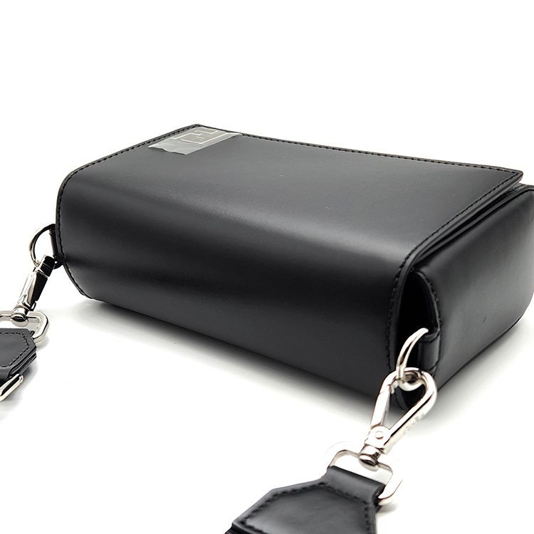 SALE★正規品 FENDI FFロゴ ミディアムケース Amazon.com: FENDI FF Vertigo Brown Coated Canvas Small