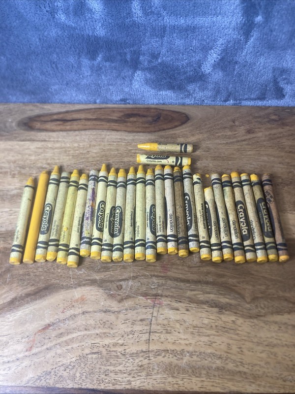 Dandelion Crayola Crayon | Retired - Lot of 25 Used + some extra bits