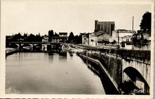 32 CONDOM Antique Postcard [DTZ-16222]