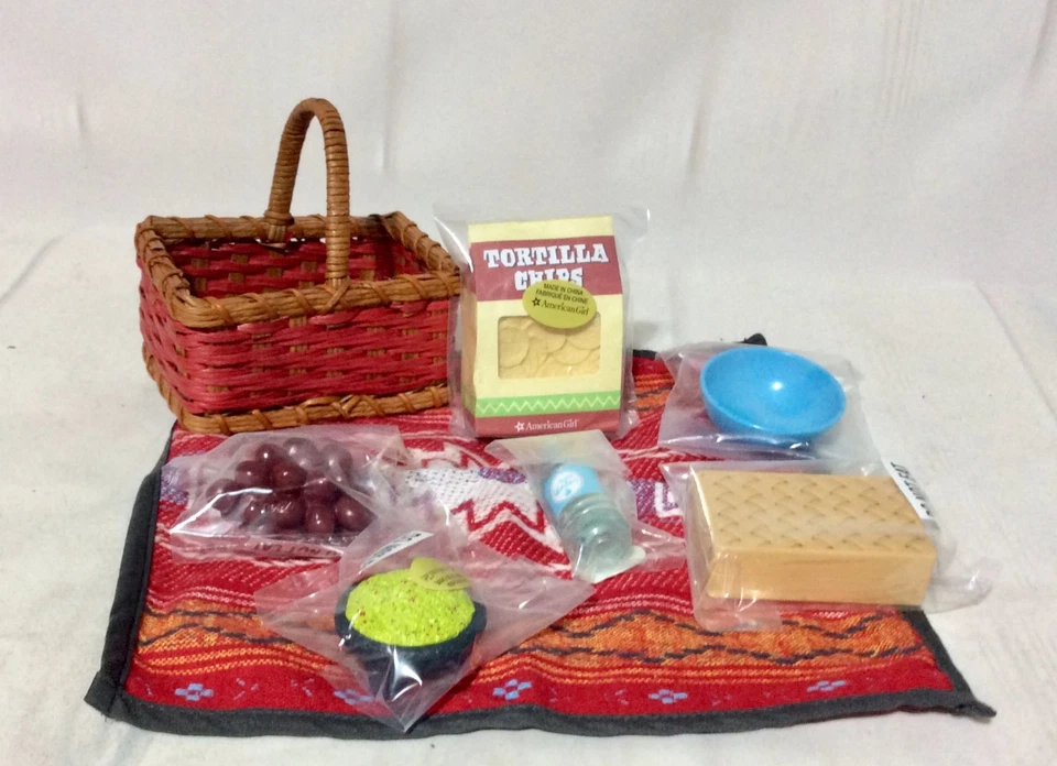 🍇🥑 American Girl Saige JUEGO DE PICNIC 2013 Muñeca del Año Sage ¡NUEVO!🍇🥑 Foto 2 de 4