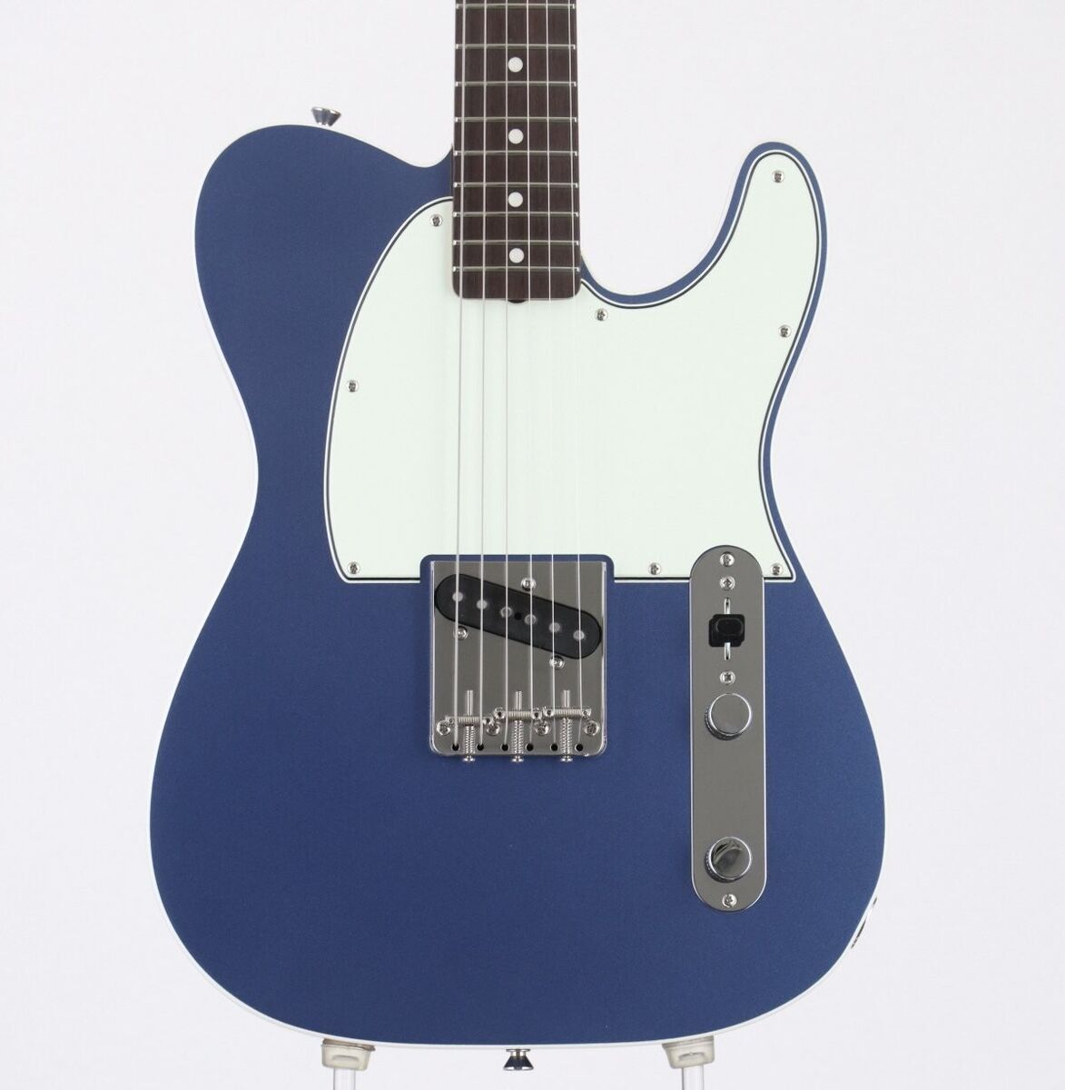 Vanzandt TLV-R2 Custom Lake Placid Blue 2024 w/gig bag USED Vanzandt TLV-R2 Custom Lake Placid Blue 2024 w/gig bag USED