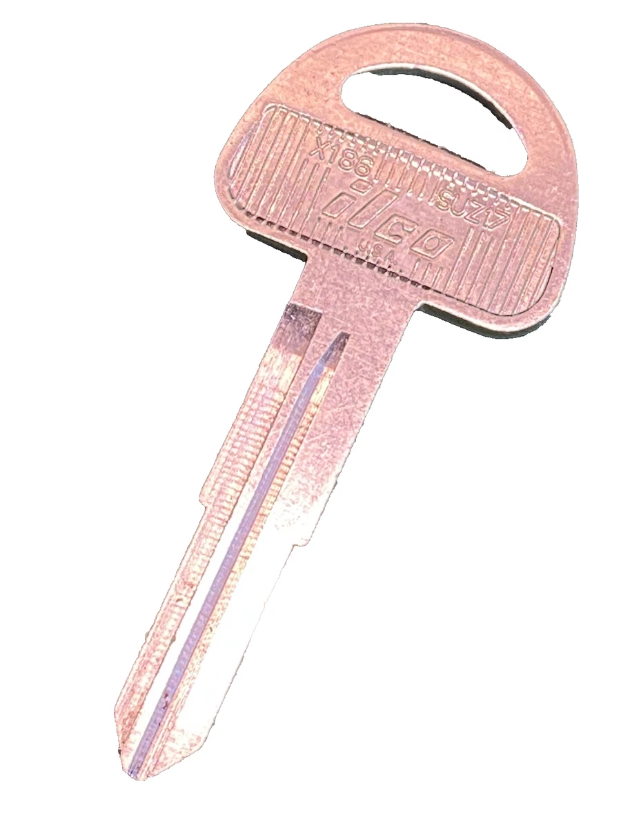 ILCO - X184 B65 Geo, Honda, Isuzu Key Blank | Canada ILCO - X184 B65 Geo, Honda, Isuzu Key Blank | Canada