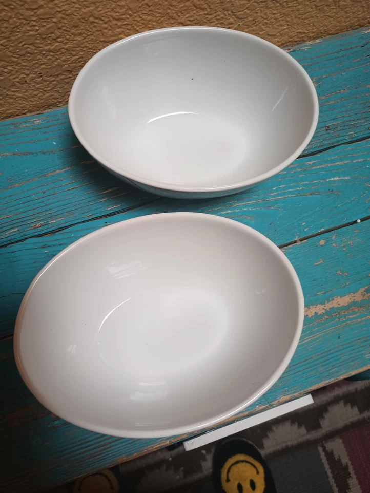 Better Home and Gardens 2 cuencos ovalados blancos Foto 4 de 4