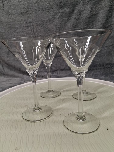 Set Of 4 Etched Beefeater London Gin Martini Cocktail Glasses 7 Inch Tall