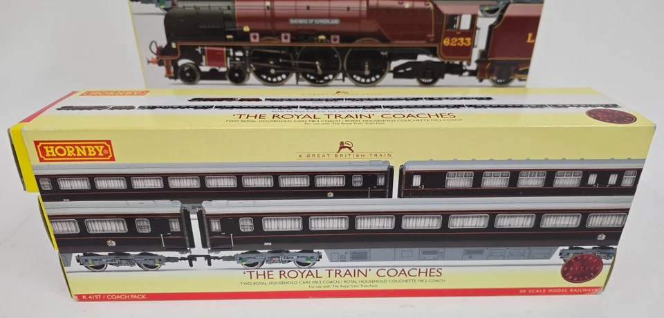 Hornby The Royal Train LMS 6233 Duchess Of Sutherland Loco w 3x Extra Coaches - Image 4 of 4