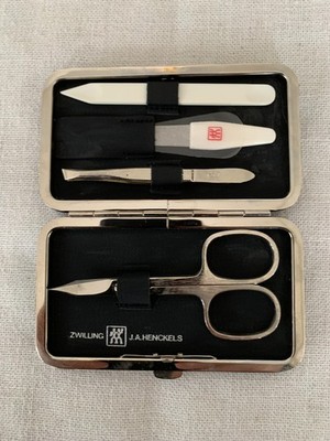 New Zwilling 4 piece Manicure Set Made in Germany Travel Nail Care Leather Case