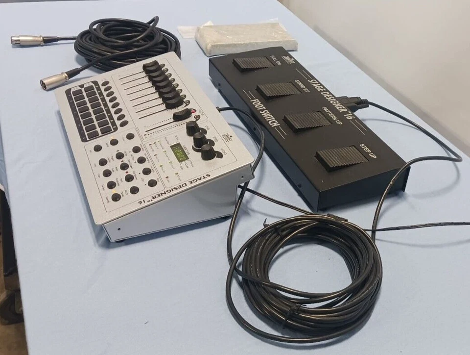 Chauvet Stage Designer 16 Channel Dimming Console TFX-16CON w/ Foot Switch - Image 2 of 4