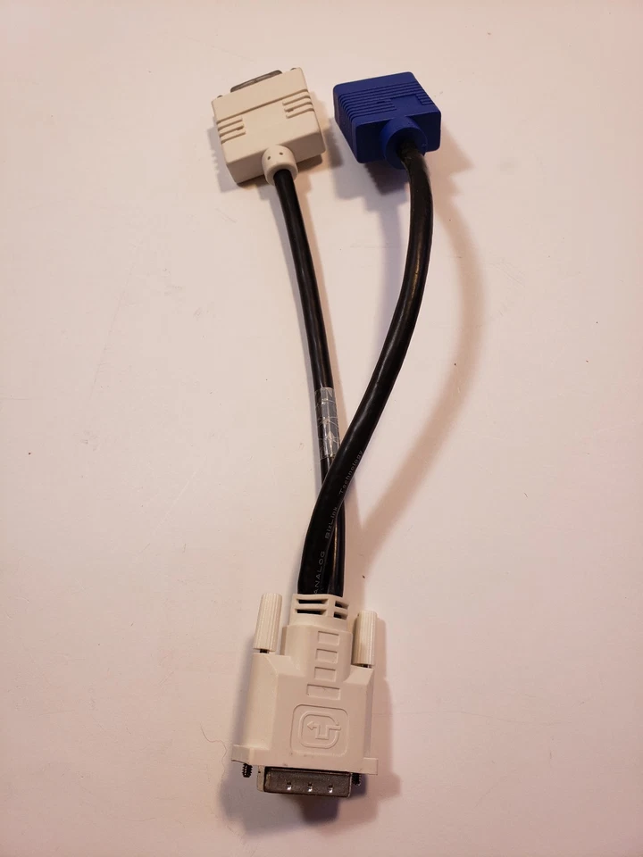 Dell X2026 DVI-I (Male) to DVI-D / VGA (Female) Y-Splitter Monitor Cable Adapter - Image 4 of 4
