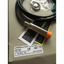 One New IFM IG7107 Proximity Switch Sensor Free Shipping