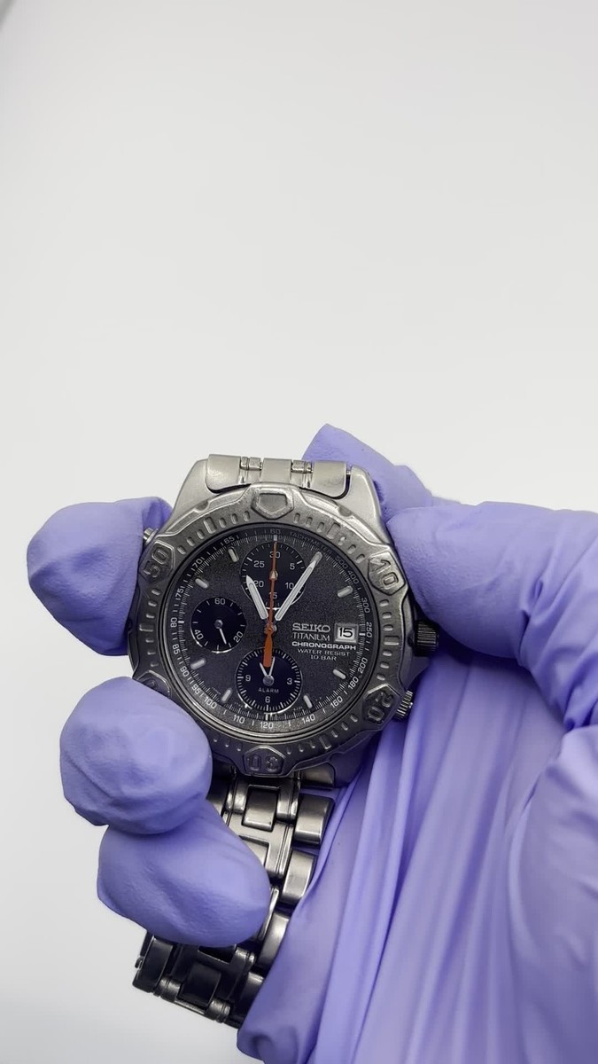時計 SEIKO TITANIUM CHRONGRAPH 7T32-6030 Seiko 7T32-7C60 Quartz Alarm Chronograph Panda Lume Dial