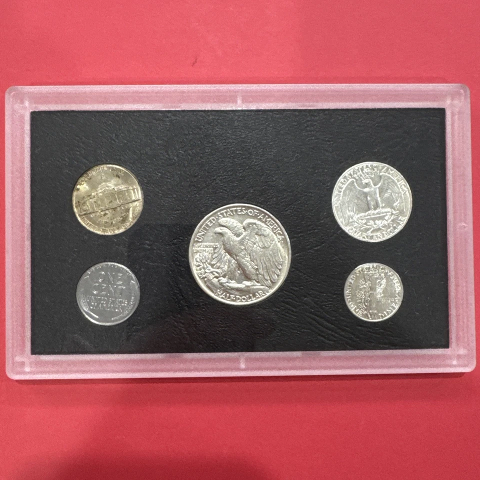 1943  US Coin Set 90% Silver Mint In a Genuine Govermnent HOLDER - Image 2 of 4