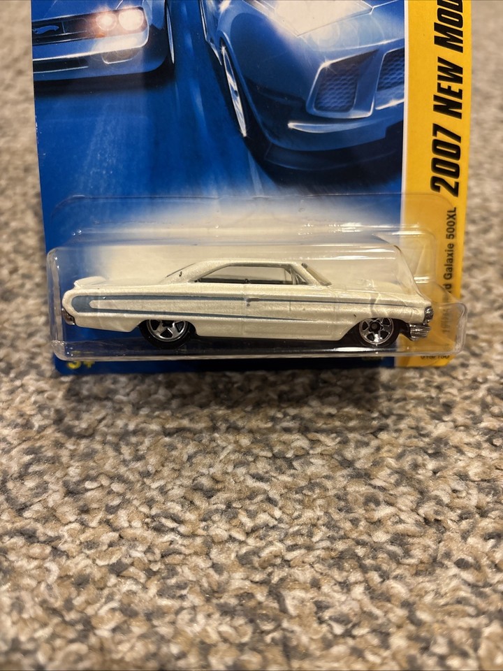 Hot Wheels 1/64 Ford Galaxie 500XL 1964 - Édition First 2007, #18/36 | Miniature Neuve, Collection Mainline