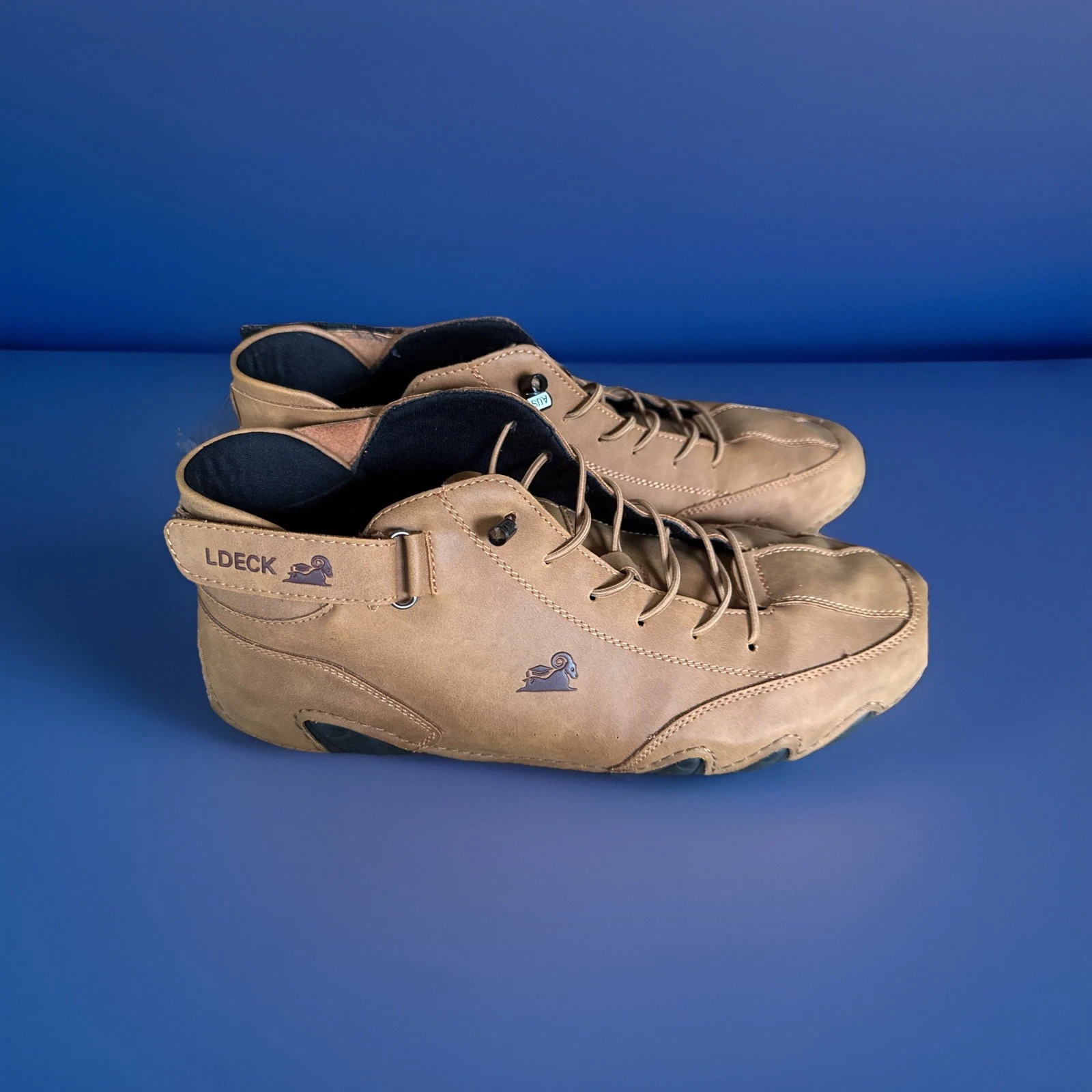 LDECK Explorer Lightweight Outdoor Shoes Italian suede size 11 [B7]