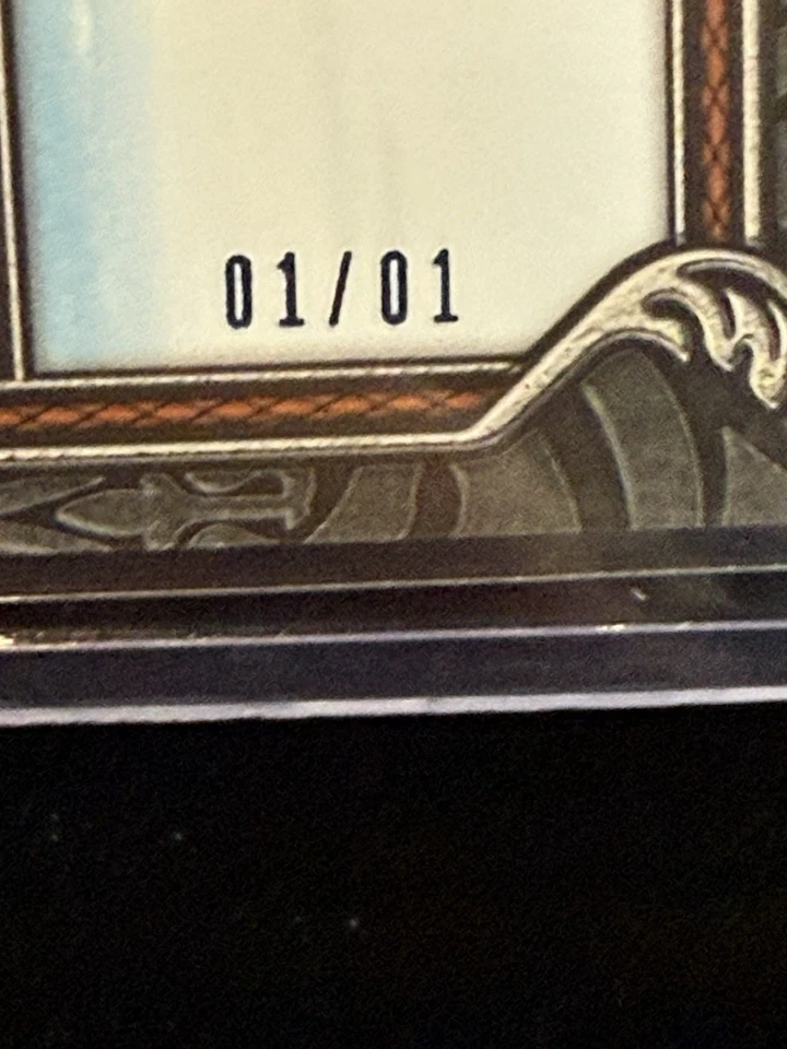 2024 Game Of Thrones Legends Of The Realm JS46 Jon Snow Tyrion Set 1/1 & Plates - Image 4 of 4