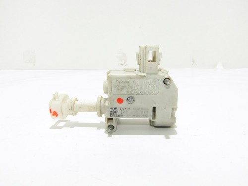 VW GOLF MK5 V 1K6810773 stellmotor Tankklappe Tankdeckel gas door actuator