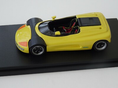 Kit Maquette 1/43 ALEZAN MODELS – Michalak Ferrari V8 Cilindro – 1989 – Jaune