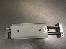 SMC CXSWM20-40 Cylinder