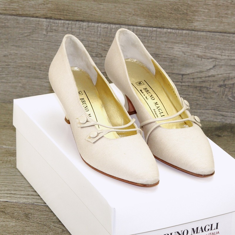 * NEW * $198 Bruno Magli GIANNA Women's 7 Narrow Neiman Marcus Sand * new Trees