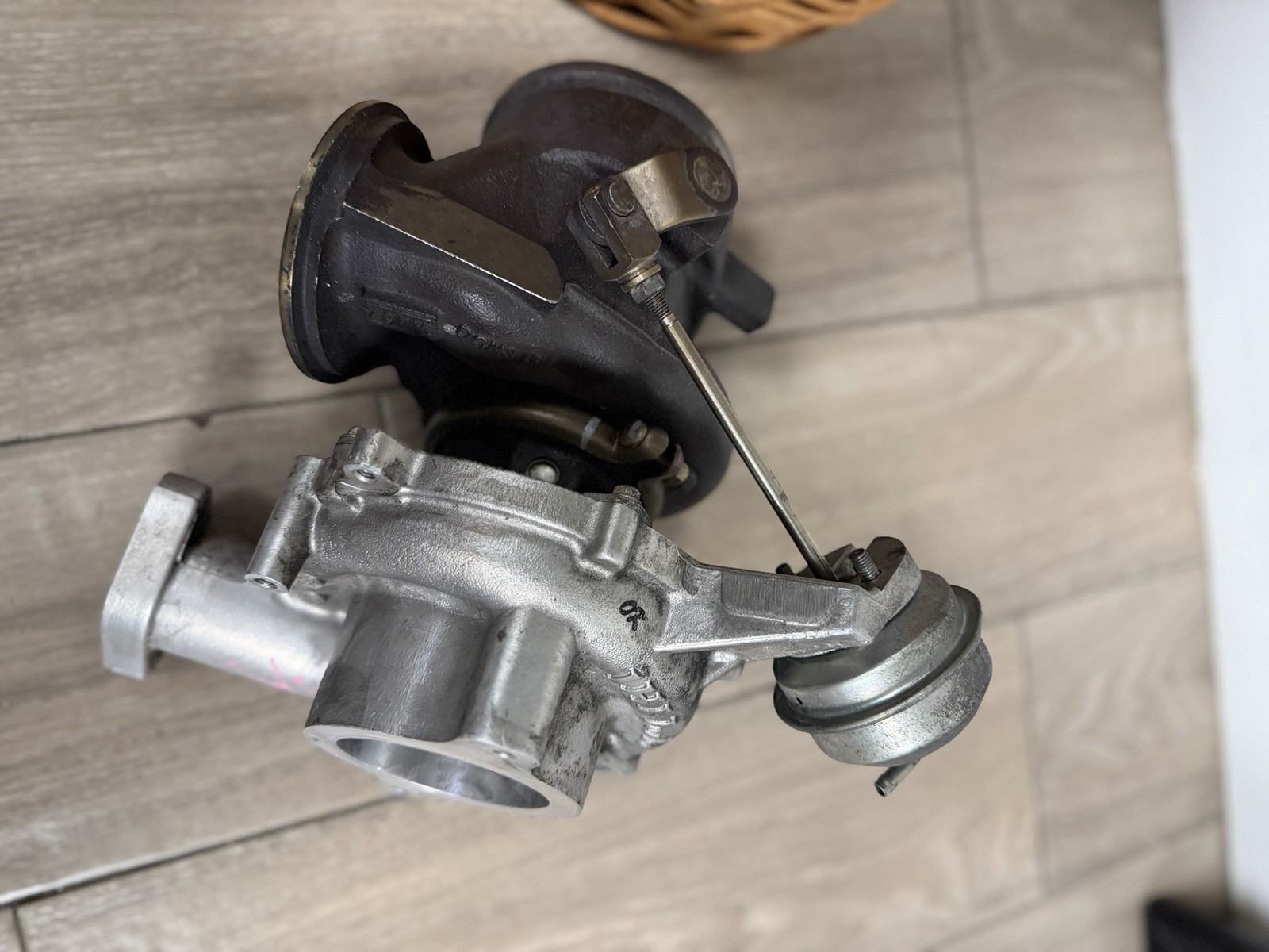 Ferrari 488 2016-2019 Left Turbocharger P/N 330499