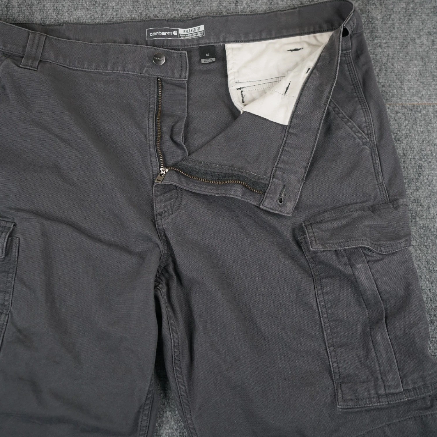 Carhartt Cargo Shorts Mens 42 Gray Rugged Flex Relaxed Fit Canvas Work BS3542-M