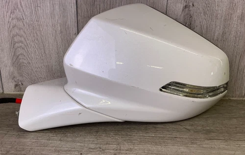 # 2020-2021-2022 Cadillac XT6 Sport  DOOR Mirror LH DRIVER SIDE  OEM 86775659