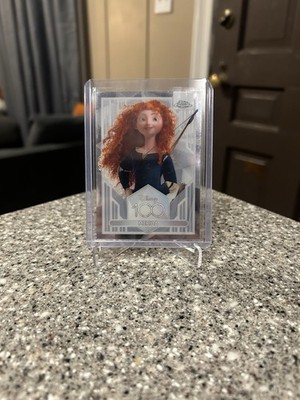 MERIDA # 37 DISNEY TOPPS CHROME 100 BASE CARD BRAVE