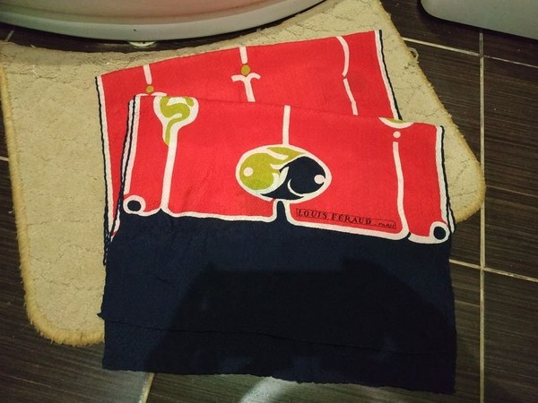 Unisex Louis Feraud Scarf Vintage Silk