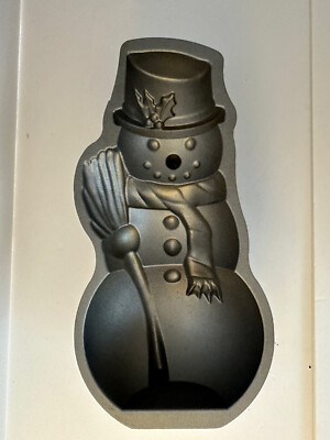 Nordic Ware Snowman Cake Pan 12'' 5 cups