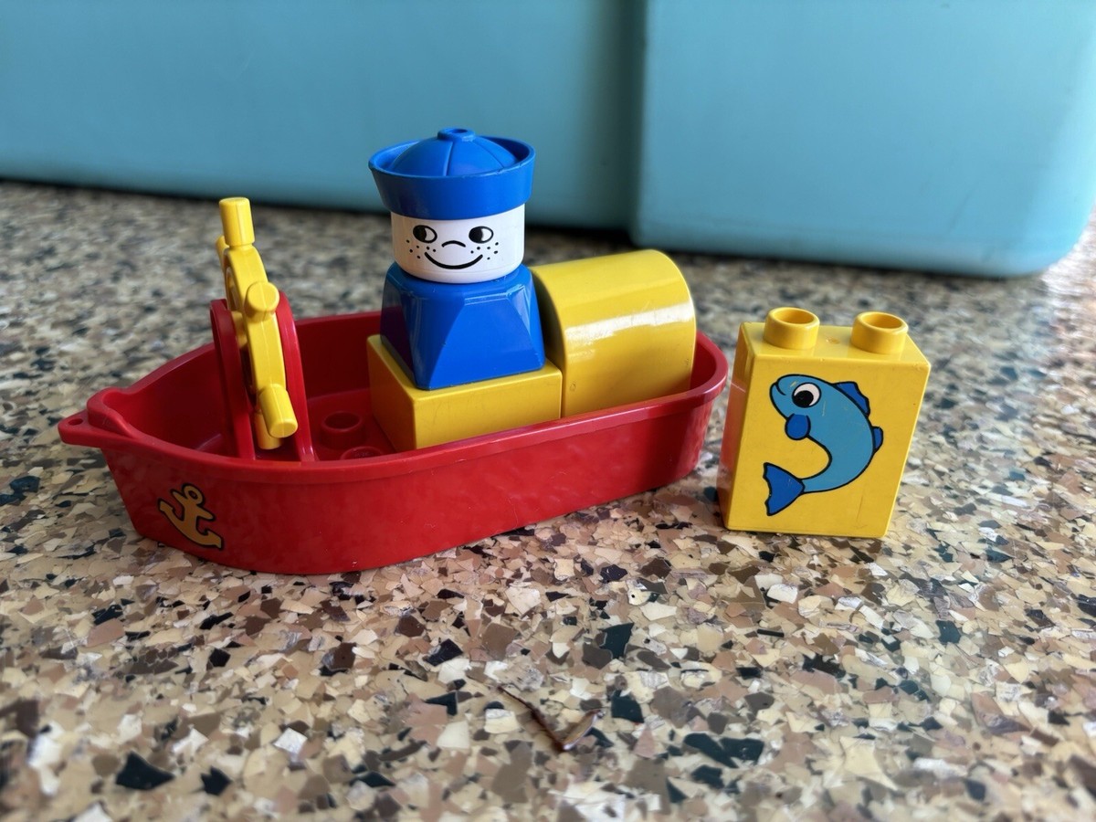Vintage Lego Duplo LiL Skipper From Set #2443 Boat Fish 90's (K1
