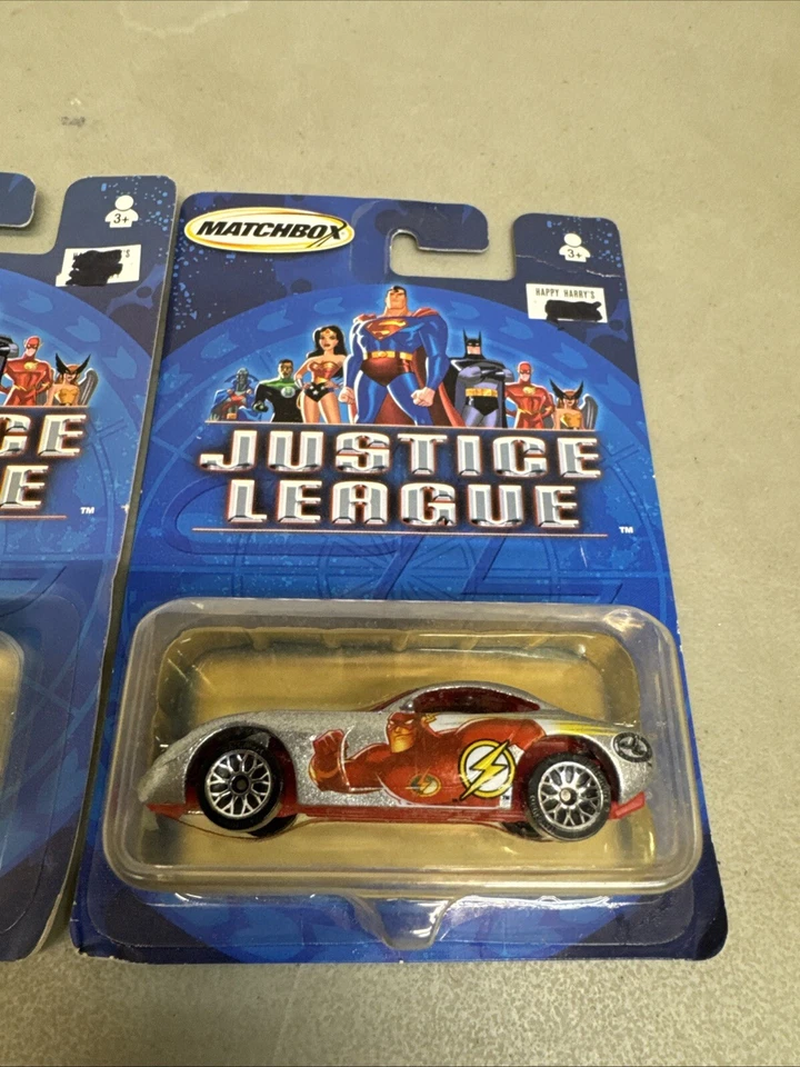 Set 3 Matchbox Justice League SUPERMAN, The FLASH & Martin Manhunter 1:64 Cars - Image 4 of 4