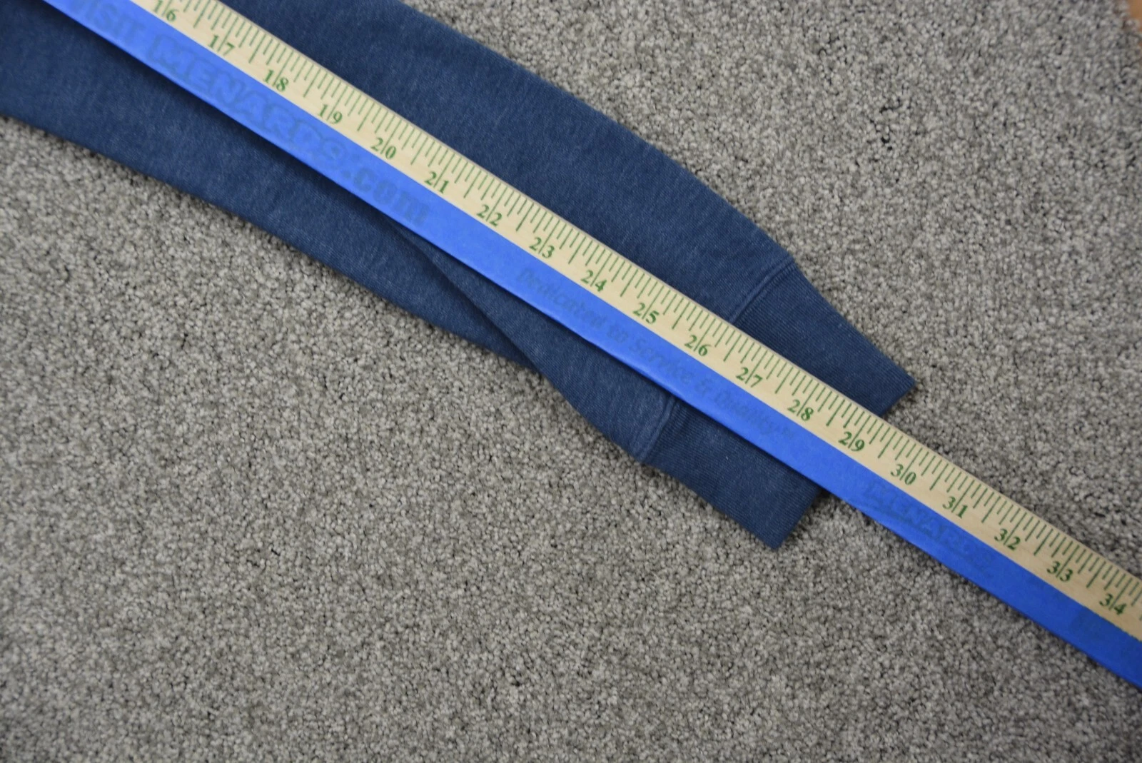 UNDERCOVER Felpa con cappuccio rosa di Victoria's Secret tasche con cerniera taglia media blu