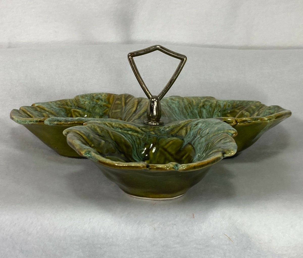 California Pottery USA #724 / Vintage 3-Leaf Divided Serving Dish