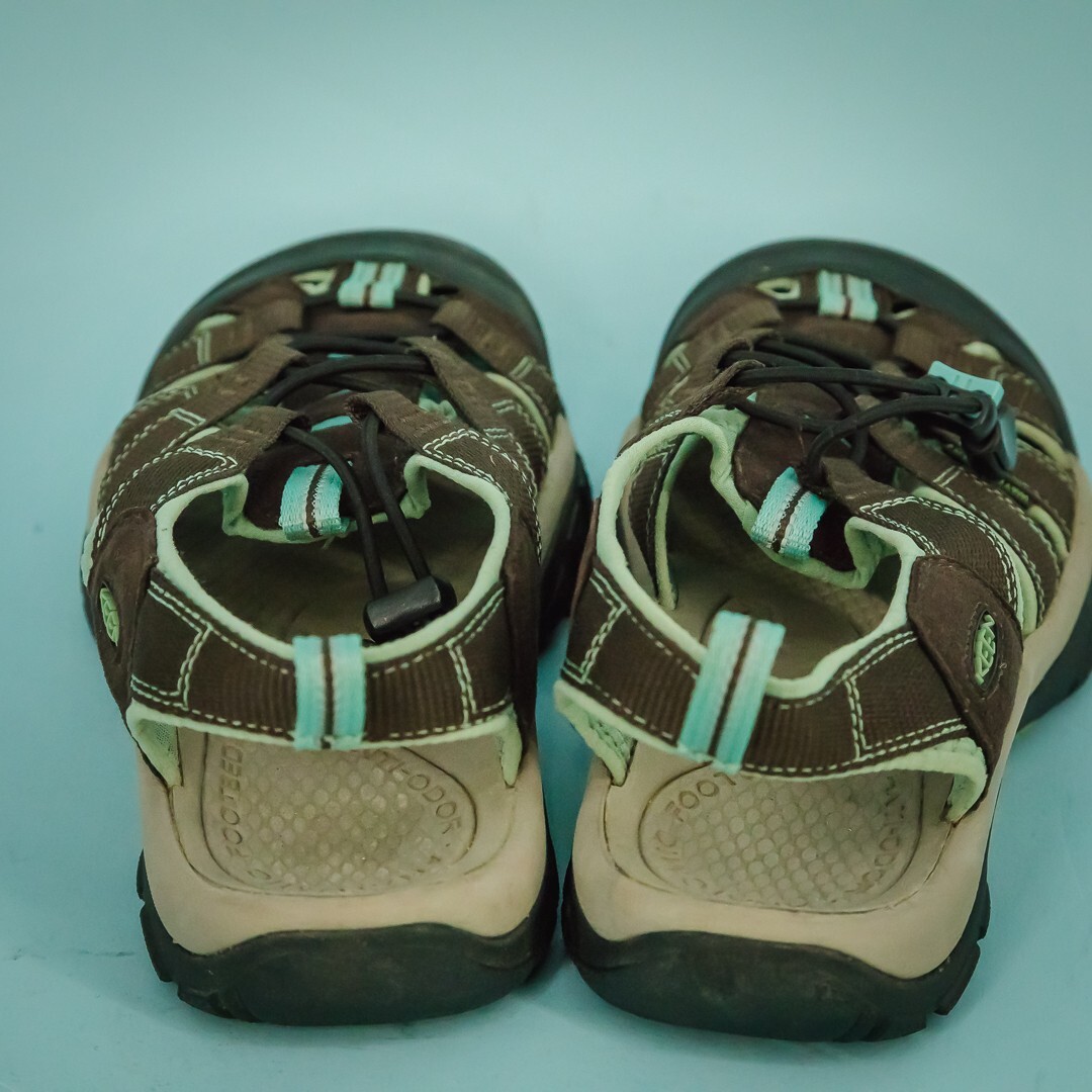 Sandalo Keen taglia 9 Newport H2 marrone con cinturino comodo acqua escursionismo esterno