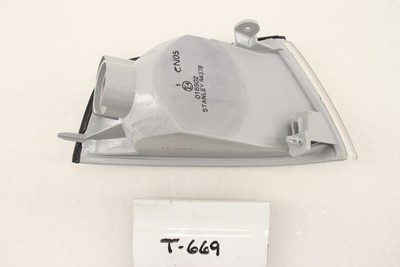 New OEM Front LH Turn Signal Lamp 1996-2003 Mitsubishi Mirage  