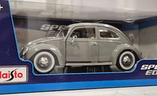 Maisto 1955 Volkswagen Kafer Beetle Special Edition 1:18 Diecast Metal Silver