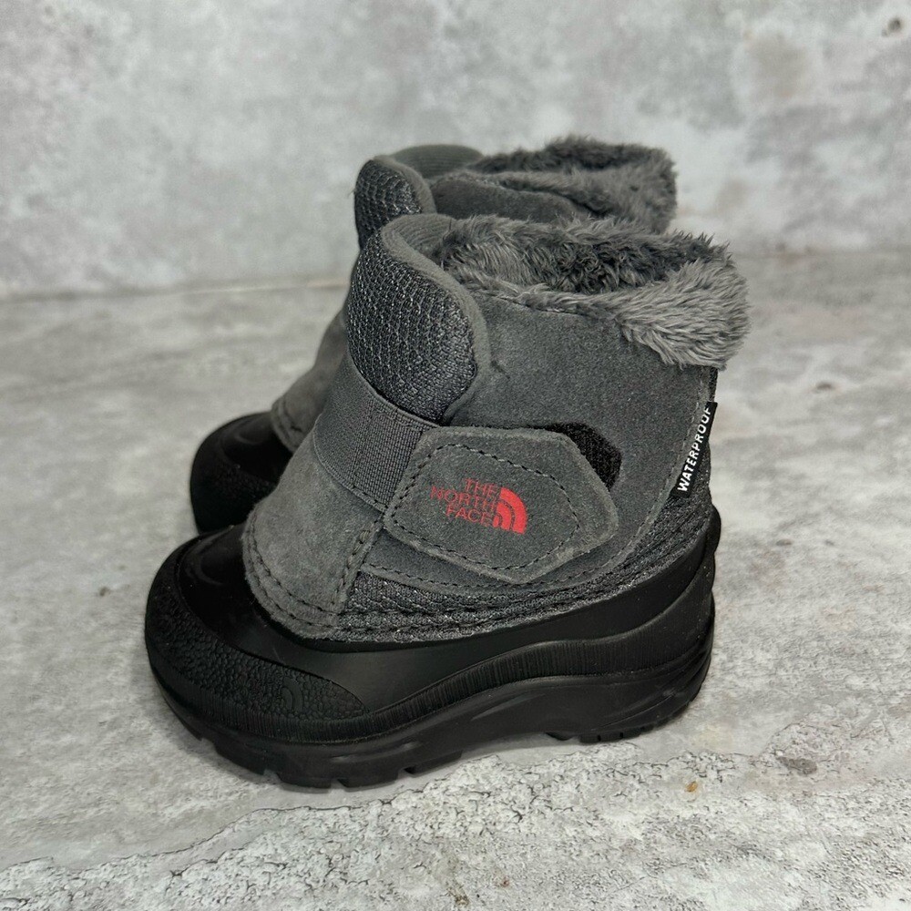 North Face Alpenglow II Toddler Boots in Zinc Gray Black Size 5C
