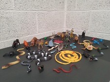 Mixed Lot Of 20 Toys Assorted Plastic Animals Variety . 25B