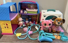 Doc McStuffins Toy Lot Playhouse Pet Vet Clinic Playset Figures Dog Cat Carrier