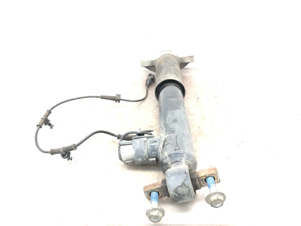 2017-2020 LINCOLN CONTINENTAL AWD RIGHT PASSENGER REAR SHOCK STRUT ABSORBER OEM - Image 4 of 4