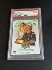 Panini 2025 PDC Darts WM Phil Taylor/25 World Champion PSA 8 First Edition Karte
