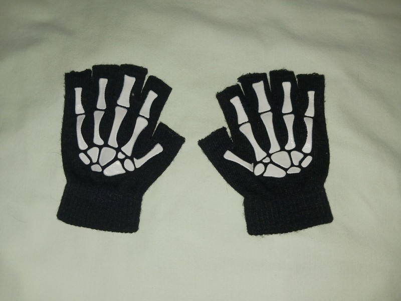 Fingerless Skeleton Gloves - Halloween - Dress-up - Kids 8-14